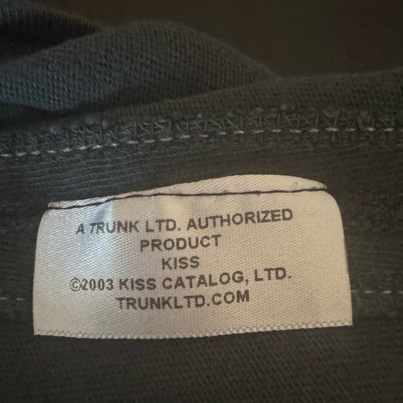 Trunk Ltd KISS Tshirt - Picture 7 of 7